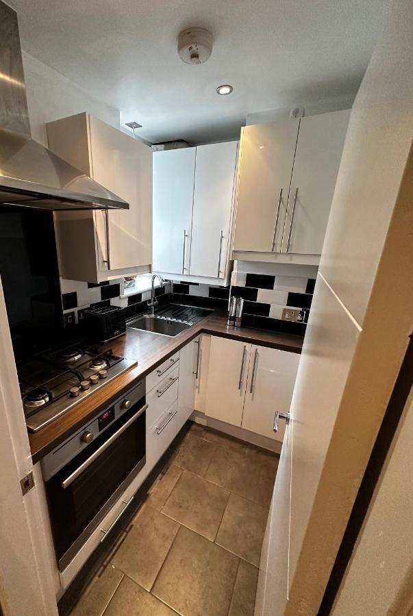 One Bedroom Flat In Chelsea London Eksteriør bilde